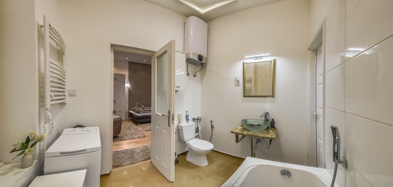 Diamond Apartman Near To Basilica Budapest Ngoại thất bức ảnh